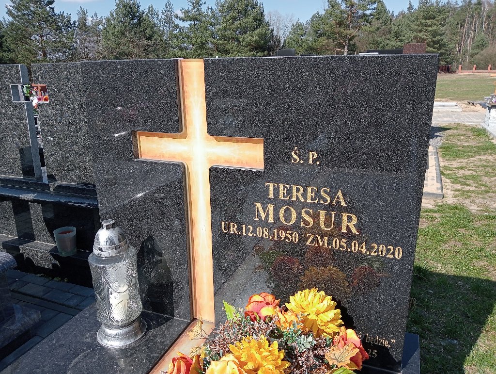 Teresa Mosur 1950 Bukowno - Grobonet - Wyszukiwarka osób pochowanych